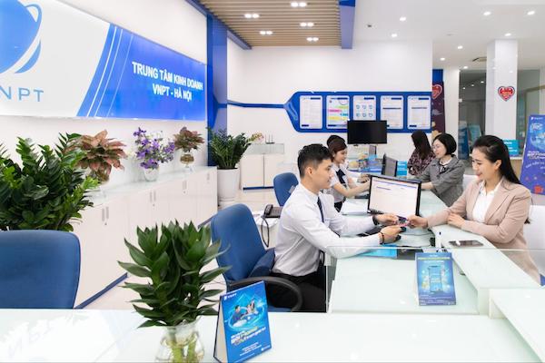 Các cơ sở giao dịch VinaPhone sẽ tư vấn và hỗ trợ thay SIM cũ, hỏng