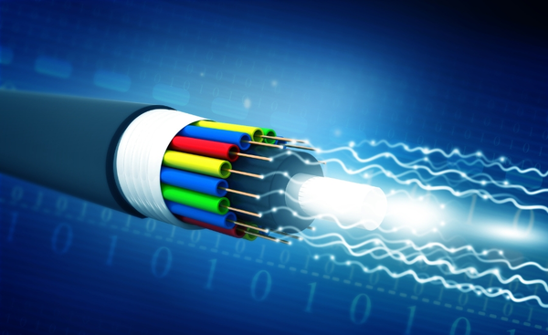Internet cáp quang dẫn truyền tín hiệu bằng ánh sáng