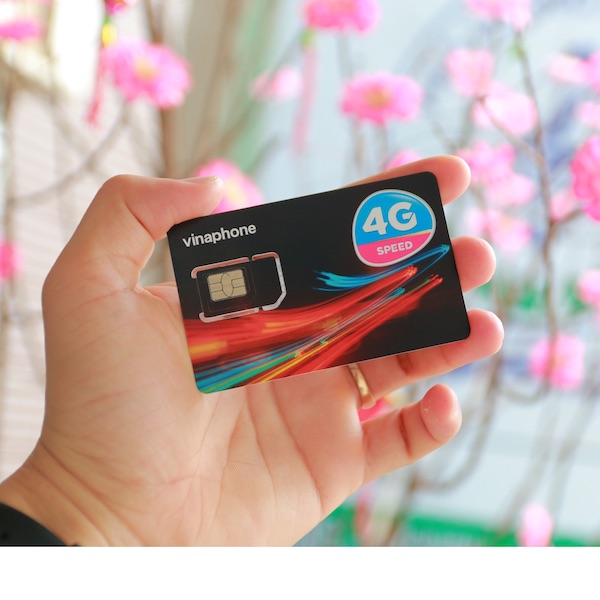 có thể mua SIM VinaPhone và hòa mạng với tổng chi phí là 50.000 đồng 