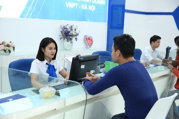 Khách hàng có thể tới điểm giao dịch VNPT để trực tiếp đăng ký gói cước D2