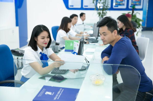 Mở khoá sim tại quầy giao dịch