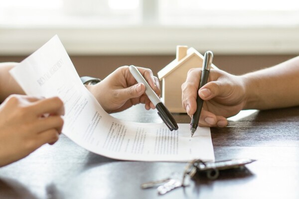Người mua SIM nên đọc kỹ các điều khoản hợp đồng