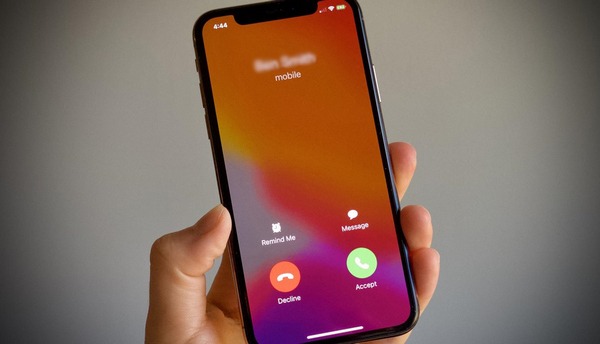 VinaPhone cung cấp nhiều dịch vụ nghe gọi cho thuê bao trả trước