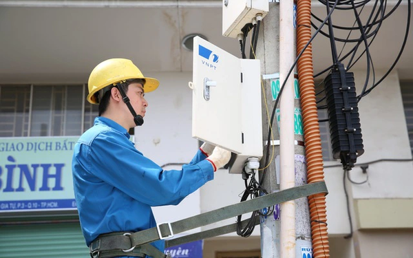 nhân viên kỹ thuật của VNPT sẽ nhanh chóng đến lắp đặt tại nhà